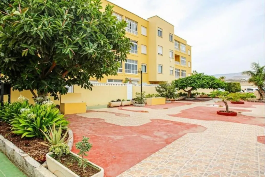 Cozy Apartment Near The Sea With Private Parking El Medano