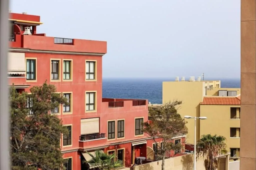 Cozy Apartment Near The Sea With Private Parking El Medano  Spain