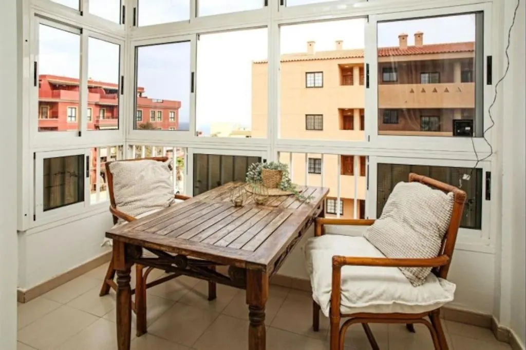 Cozy Apartment Near The Sea With Private Parking El Medano  Spain